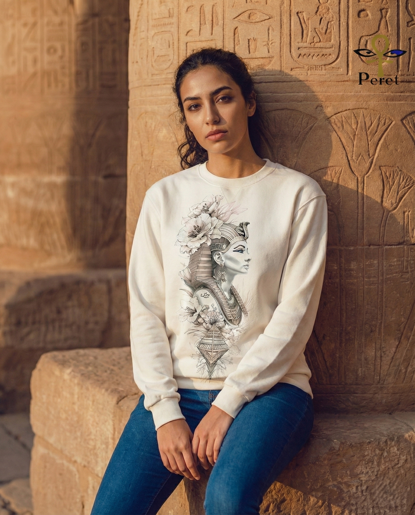 Queen Nefertiti Bloom - Crew Neck Sweatshirt